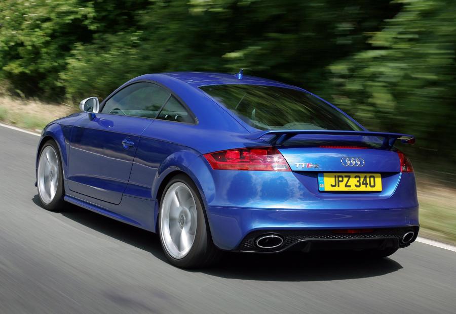  Audi TT RS Coupe (8J) 2009 года  (UK) (фото 14 из 21)